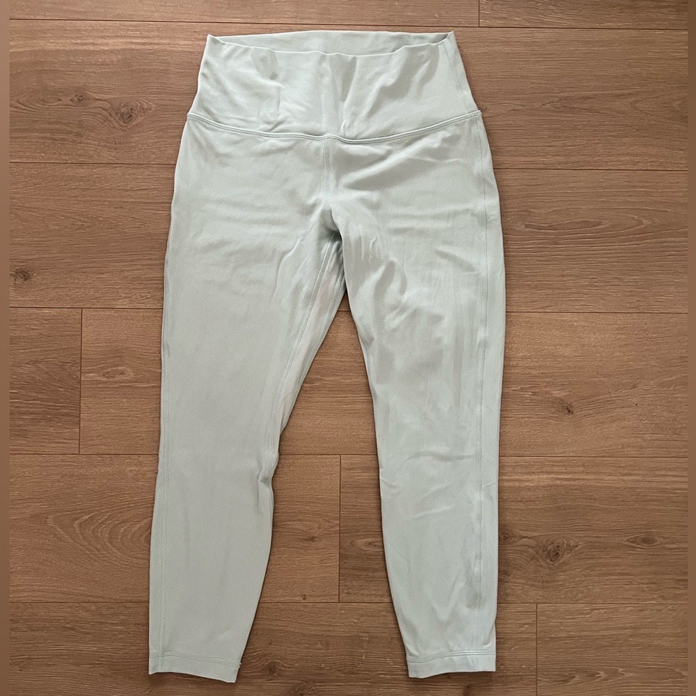 LuluLemon HR Align 25” Sz 10